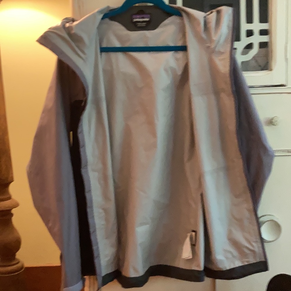 Patagonia Torrentshell Women's Rain Jacket L Large - Picture 5 of 6